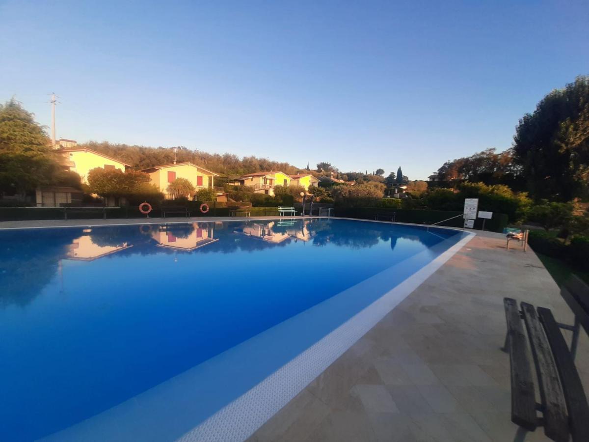 Apartamento Residenza Palmira Bardolino Calmasino Exterior foto